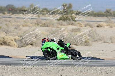 media/Dec-07-2025-CVMA (Sun) [[3e7d2de5dc]]/Race 9-Formula UL Shootout/